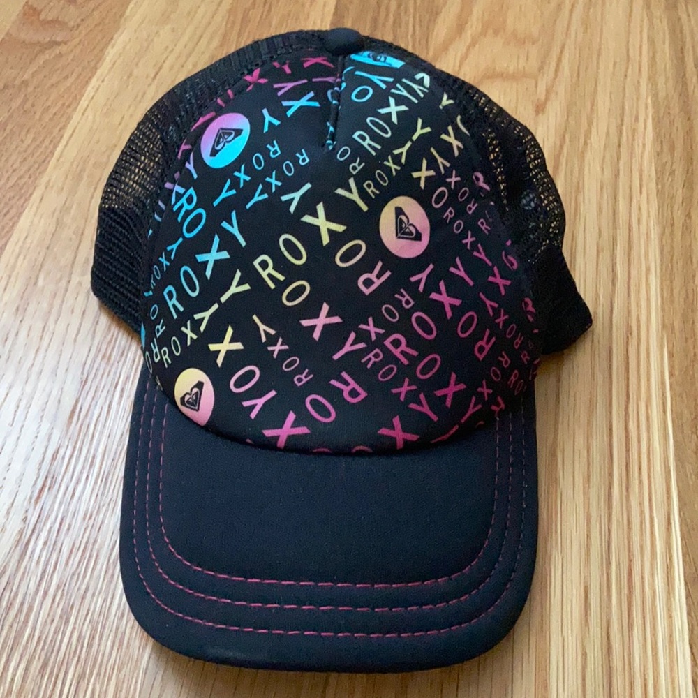 EUC Roxy Trucker Hat